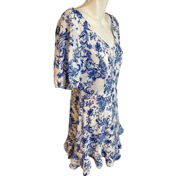 City Studio/Blue White Floral Dress Mermaid Hem/Junior Size 15/NWT $59 - Picture 3 of 7